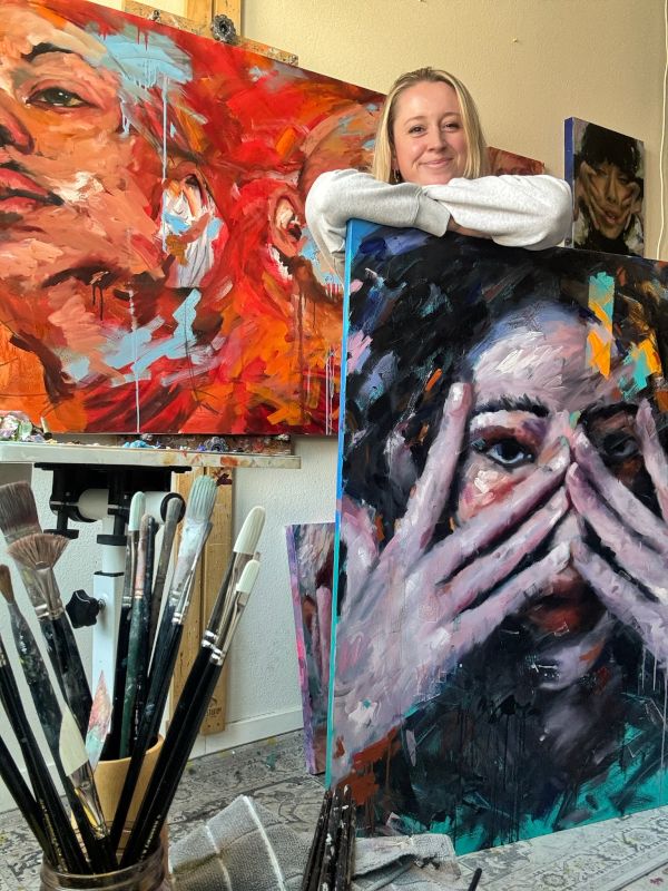 Elizabeth & Her Paintings